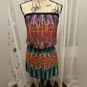 BCBG Maxazria Dress Womens Medium Strapless Mini Tribal Pleated Georgette Taja